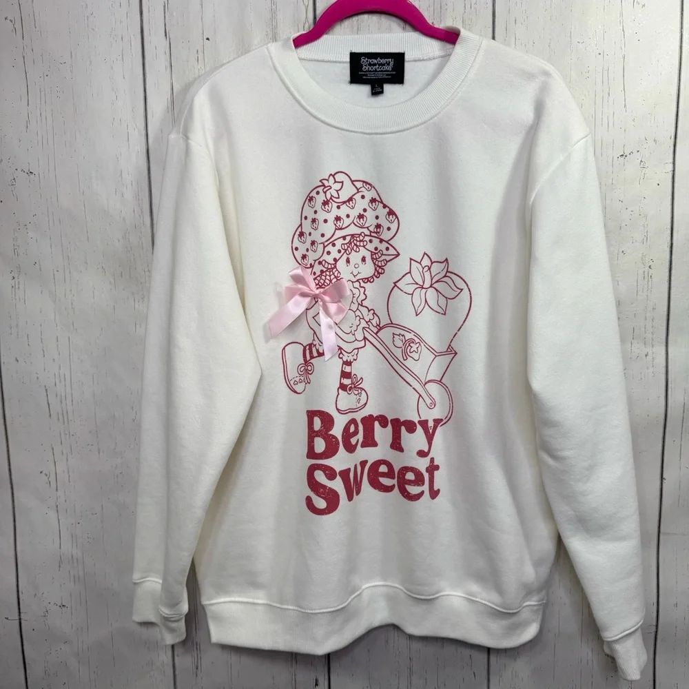 Strawberry Shortcake Berry Sweet Graphic Sweatshirt Pink Bow Cozy L Coquette Y2K